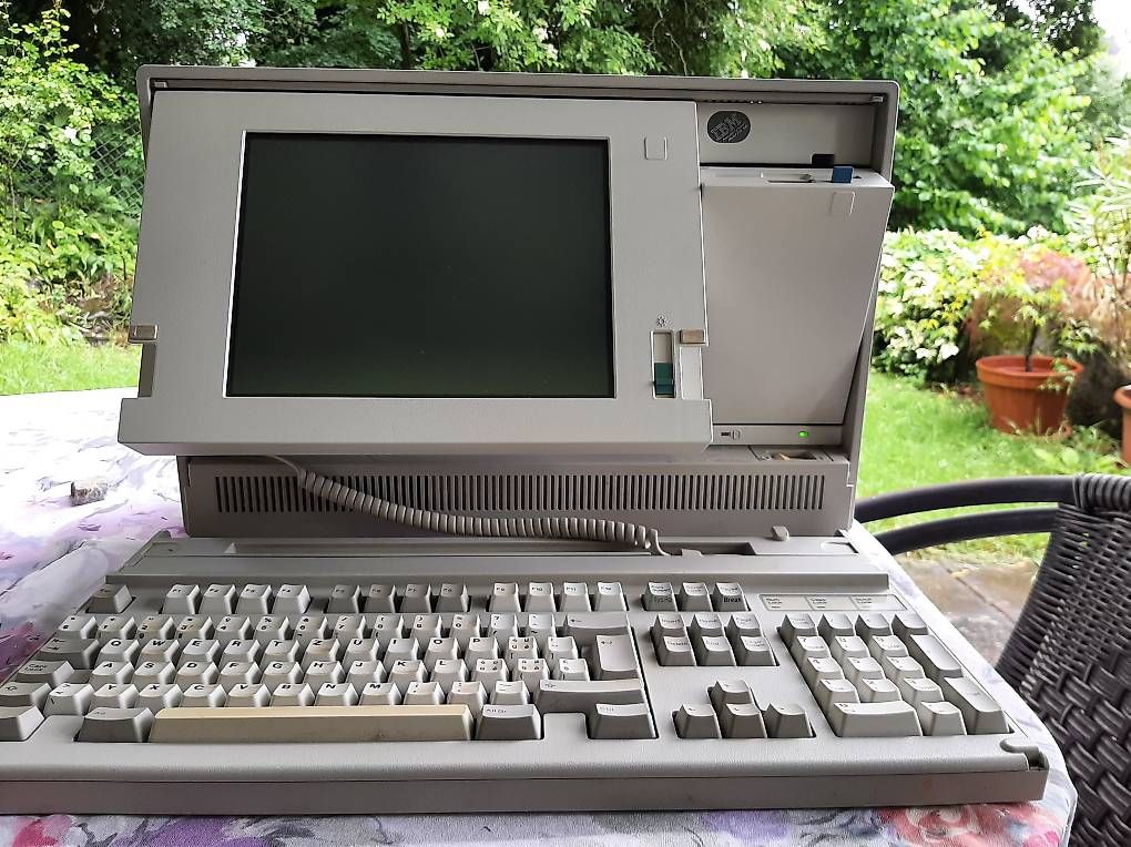 IBM PC: Vintage IBM Personal System/2 Modell P70 Portable Version – Difettoso da Bern venduto da 25193