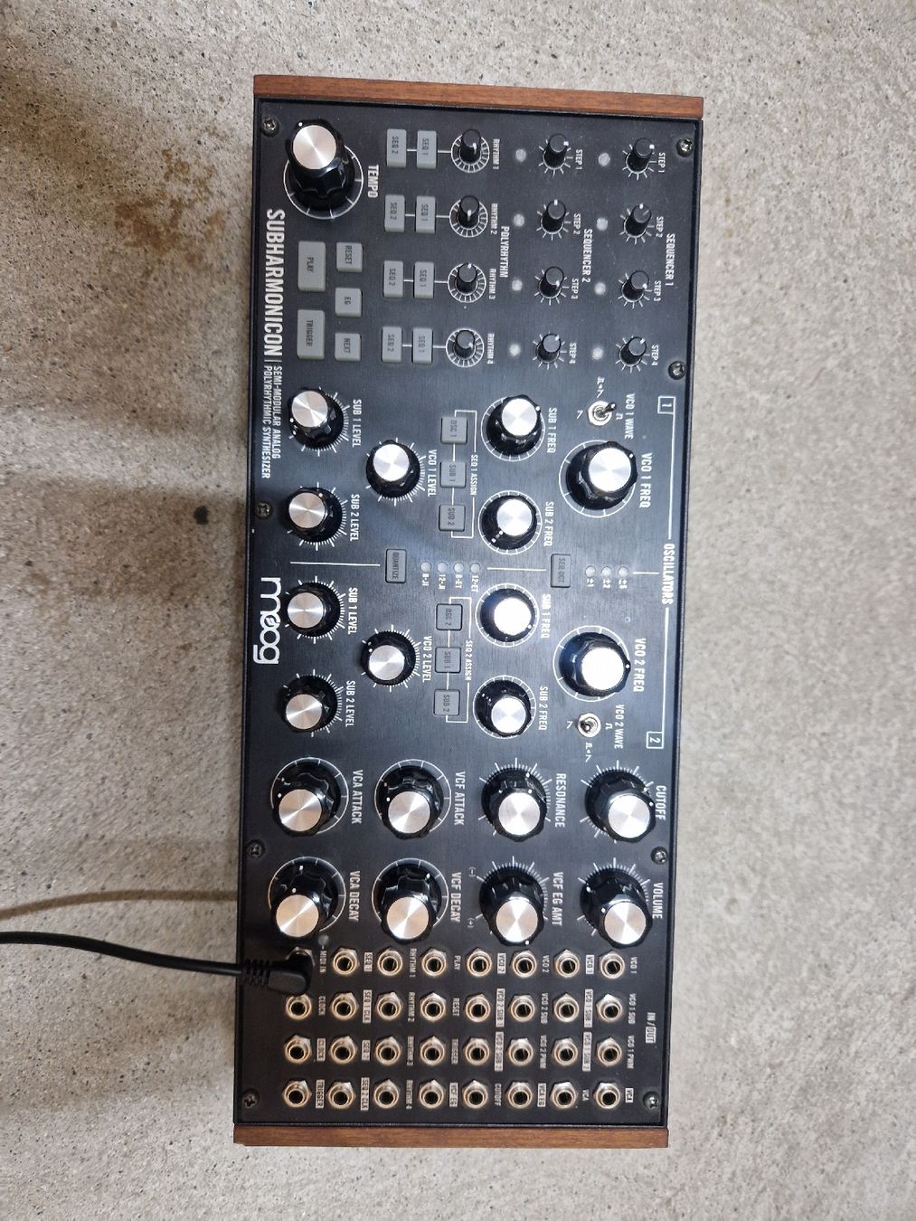 Moog Strumenti musicali: Moog Subharmonicon Semi-Modular Analog Synthesizer – Usato da Bern venduto da Joel4800 3
