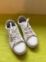 Baskets Lacoste Carnaby Evo blanches  Taille 37