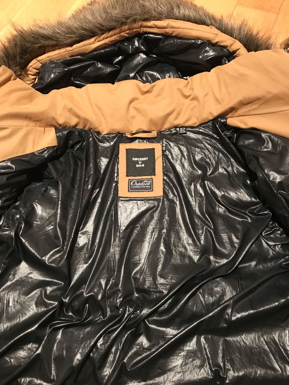 Superdry Giacche: Superdry Damen Winterparka 40 / M – Usato da Langenthal venduto da mchmielu82 6
