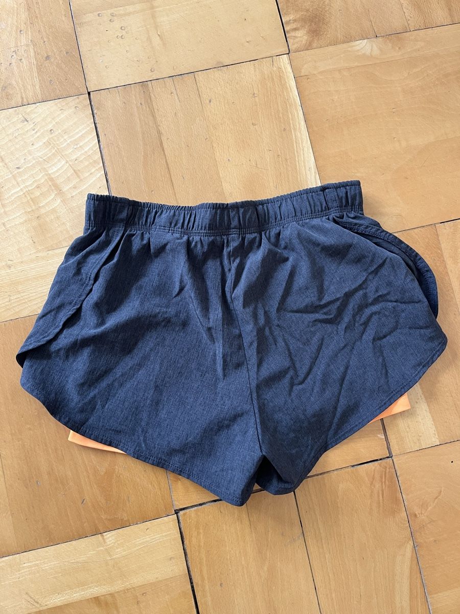 H&M Pantalons: H&M Sporthose – Neuf (Voir description) à Zürich par Closetbesties 2