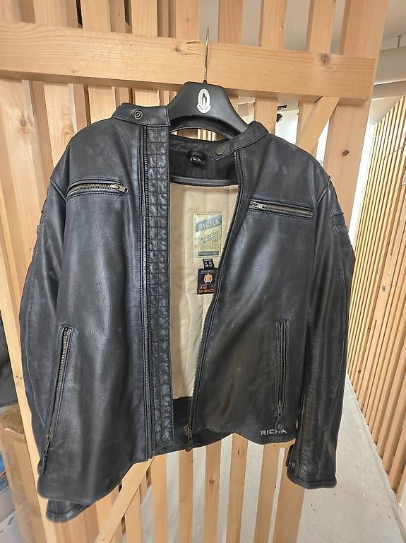 Giacche: RICHA VINTAGE JACKE – Usato da Dierikon venduto da fel_kt9h