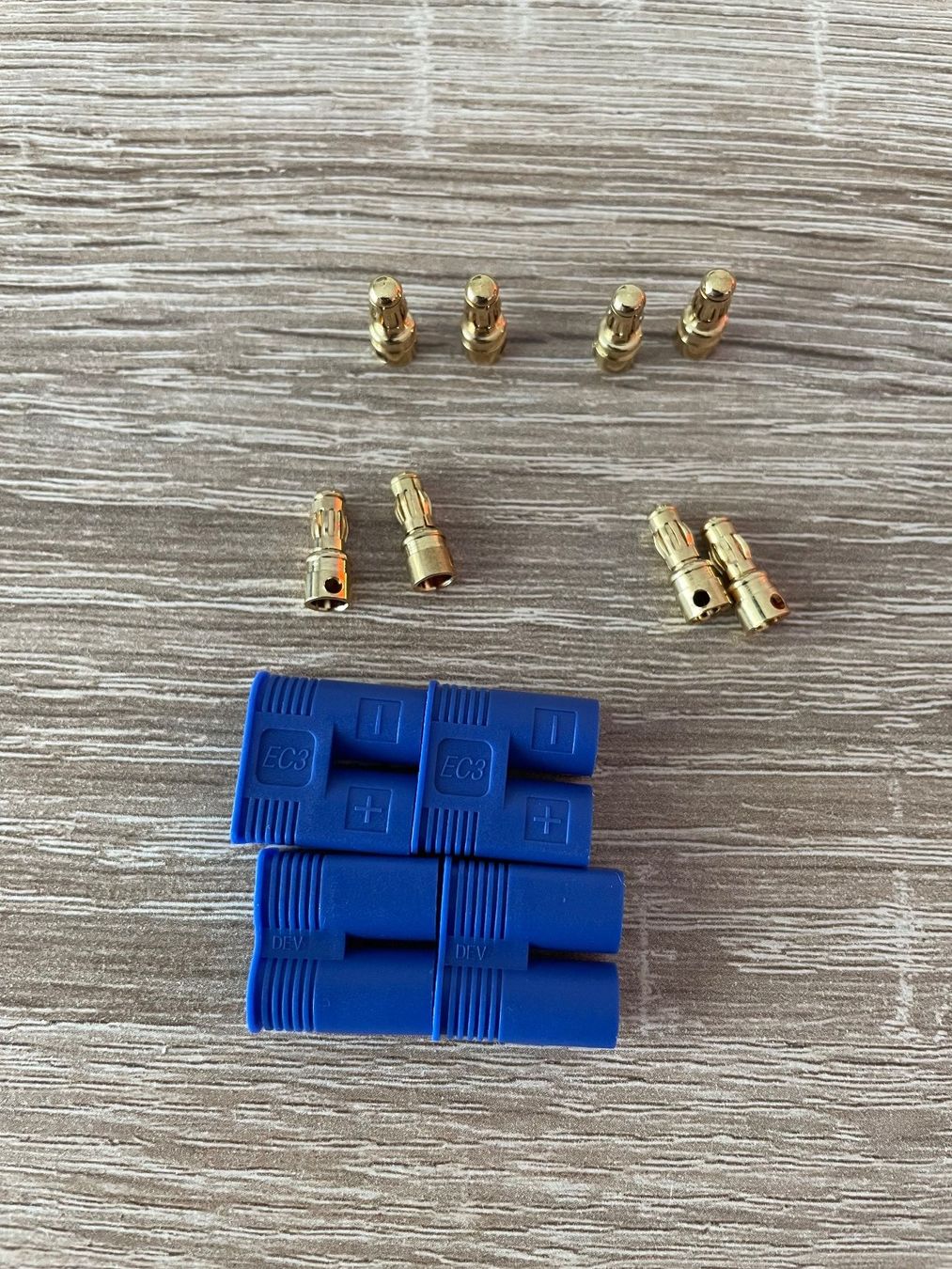 Modellismo RC: Ec 3 Stecker 4 Stück – Nuovo e nell'imballaggio originale da Brunegg venduto da dav_vhz9 1