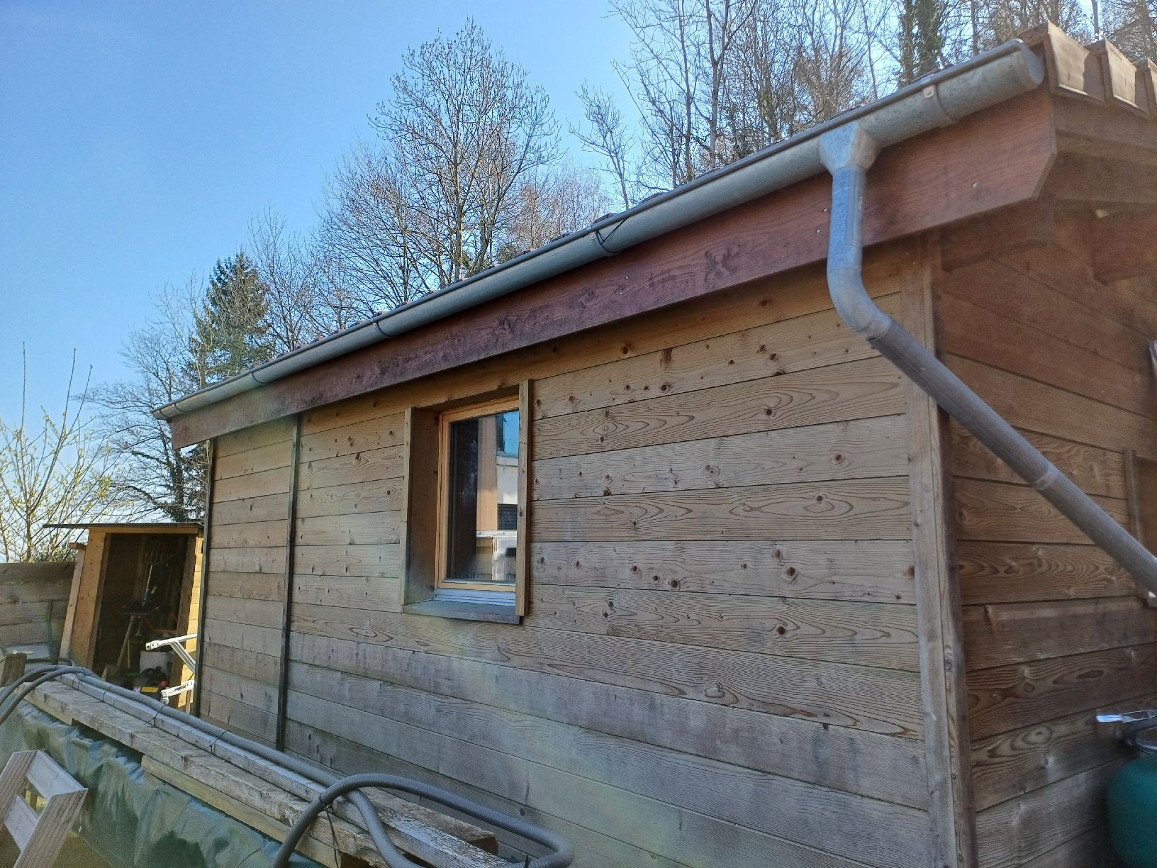 Casette da giardino & serre: gartenhaus isoliert mit holzherd – Usato da Châtillon venduto da Holzbau777 1