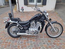 Suzuki VS 800 GLP Chopper Motorrad unter 35kW frisch ab MFK