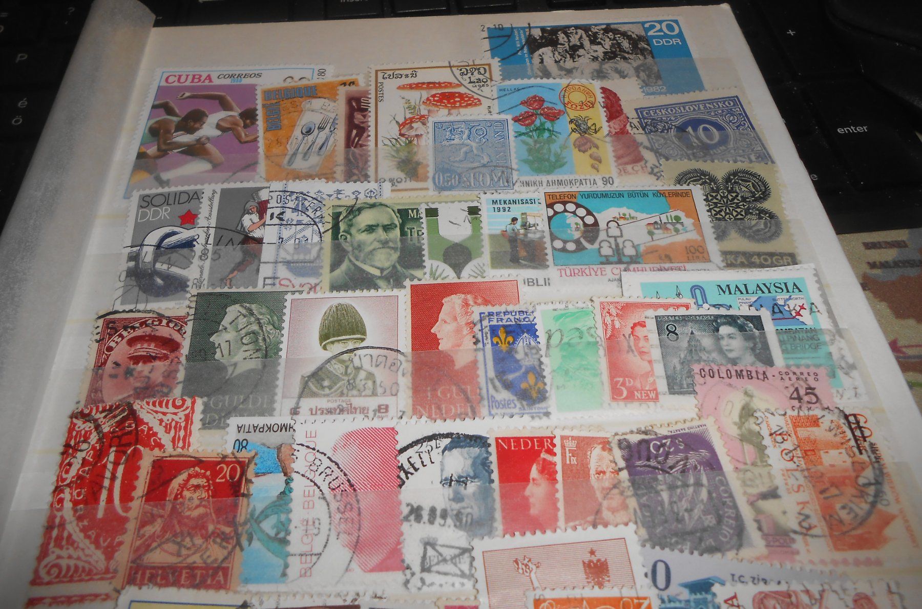 Alle Briefmarken: Briefmarken aus aller Welt – Gebraucht aus Basel von Javer 1