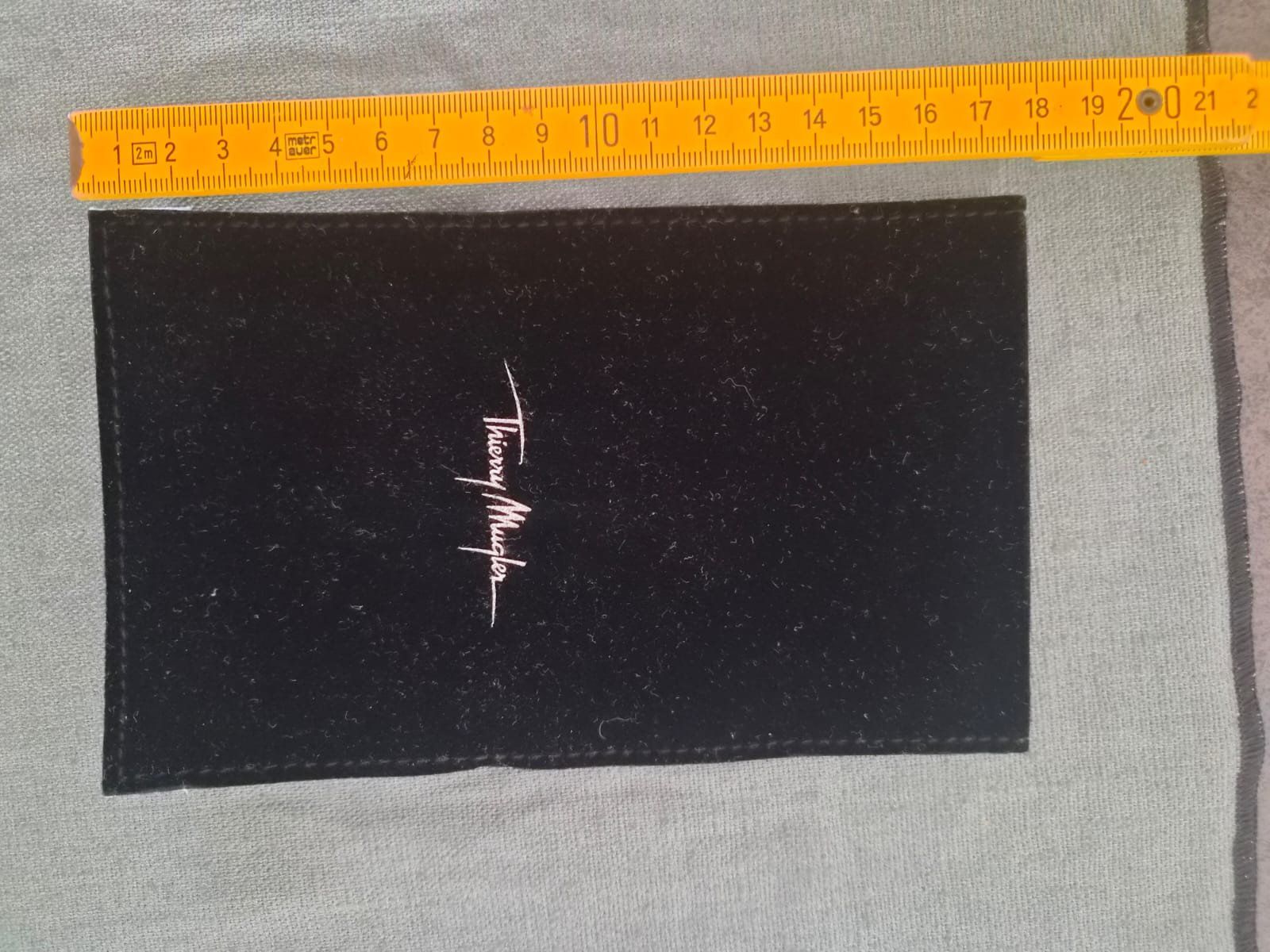 Mugler Borse: Pochette Thierry Mugler – Usato da Genève venduto da hen_dz9m 2