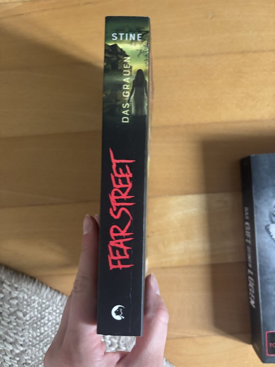 Libri: Fear Street Das Grauen R.L. Stine Buch – Usato da Zofingen venduto da miirahensch 1