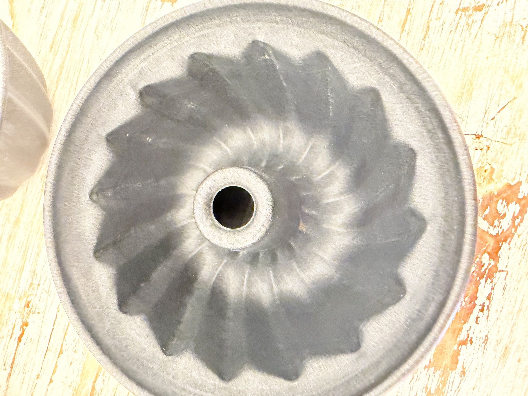 Moules à gâteaux: 4 kleine Gugelhupf Formen zum Backen oder Deko – D'occasion à Wolfwil par Inseider12 2