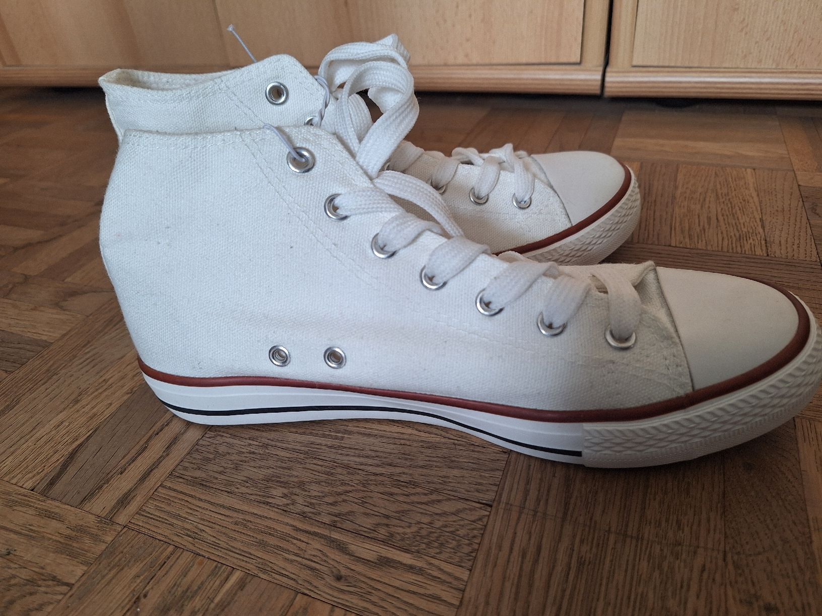 Herrenschuhe: Turnschuhe beige Chicorée Gr. 39 – Neu und originalverpackt aus Grenchen von Belinda0607 3