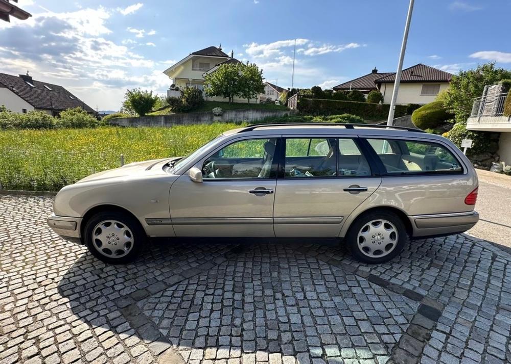 MERCEDES E 280 - 4 m - T