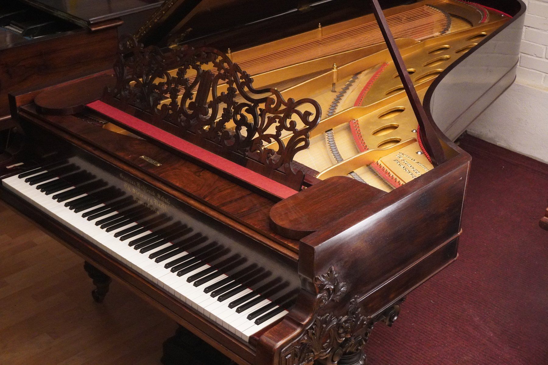Musikinstrumente: Grotrian Steinweg Konzertflügel – Neu (gemäss Beschreibung) aus Küttigen von PianoSarbach