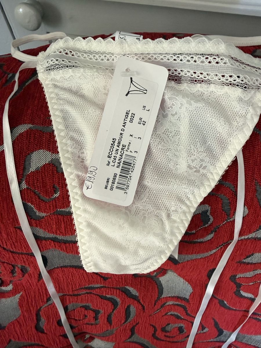 Lise Charmel Sonstige Unterwäsche: Lise Charmel String / neu! / Gr. M – Neu und originalverpackt aus Olten von ale_nb2x 3