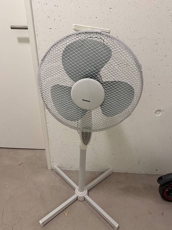 Ventilateurs: Ventilator  – D'occasion à Menzingen par lua123