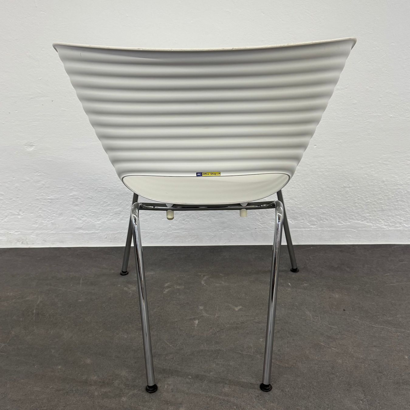 Vitra Chaises: Vitra Tom Vac Chair – D'occasion à Schönenwerd par mcofficeshop 4