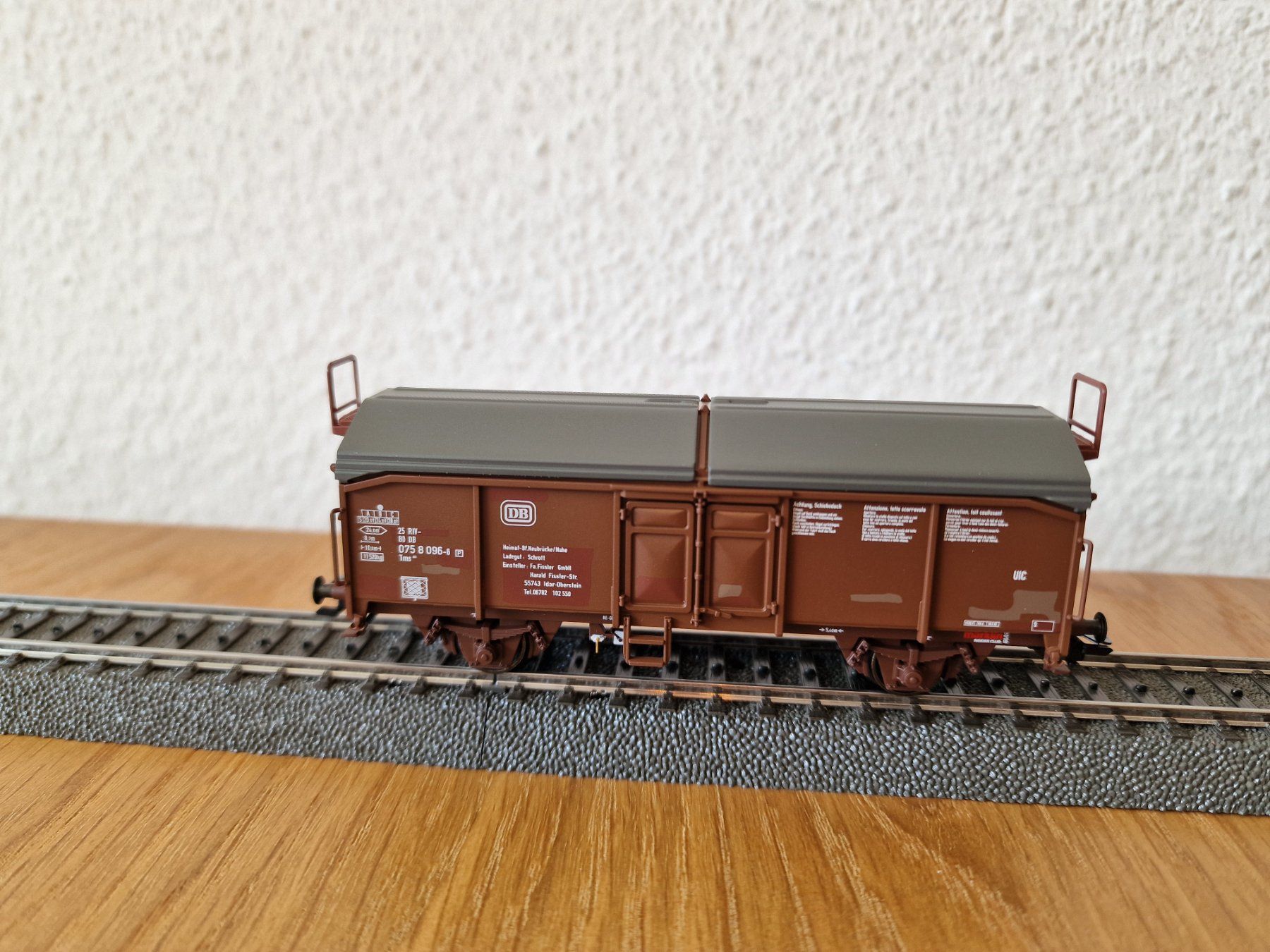 Märklin Modellini di ferrovie: DB Schiebedachwagen H0 – Usato da Matten b. Interlaken venduto da lor_hr9w