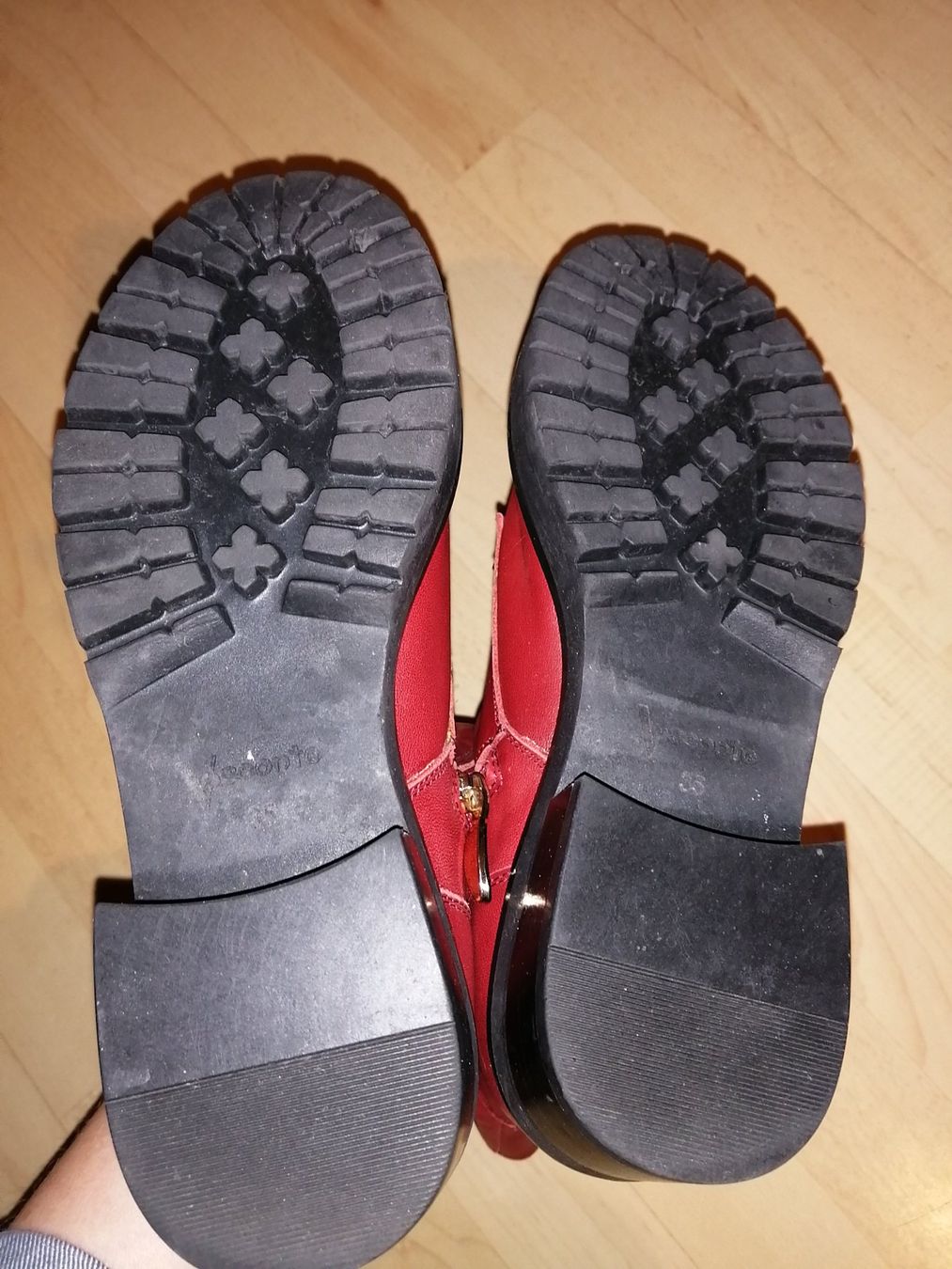 Damenschuhe: Damenstiefel aus echtem Leder size 35 – Gebraucht aus Buchrain von nat_pl5p 9