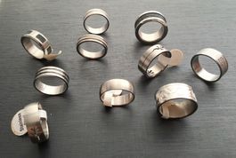10 Edelstahlringe, verschiedene, silberfarbig (19 mm)