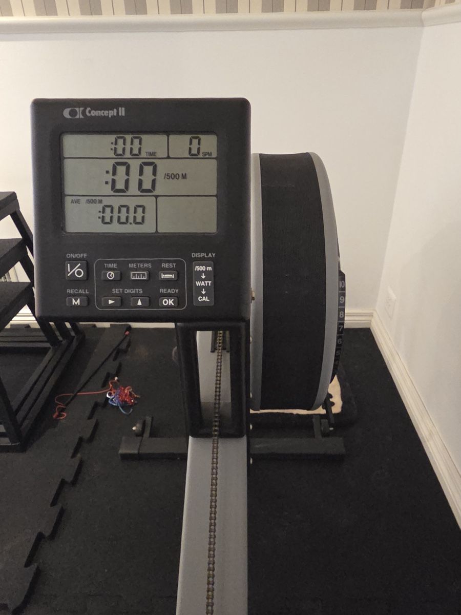 Concept 2 Hometrainer: Concept2 Rudergerät – Usato da Herrliberg venduto da tzeeb01 1