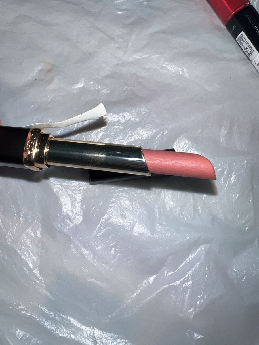 Make-up: Lipstick Loreal Neu – Neu und originalverpackt aus Oberentfelden von Dianaaaaaa