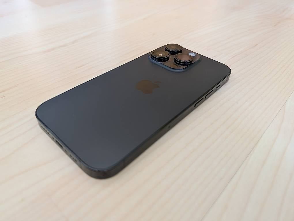Apple Telefoni cellulari / Smartphones: iPhone 14 Pro 128 GB - Space Black - Top Zustand – Usato da Wettingen venduto da Jupiter6 1