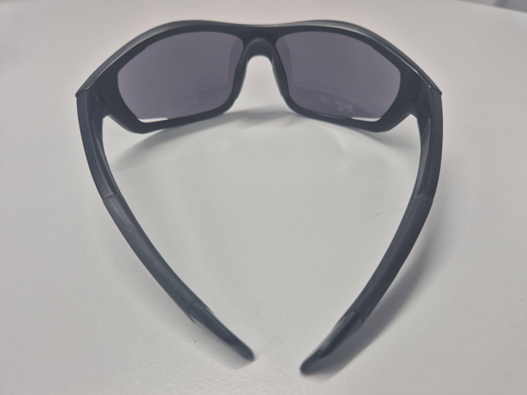 Decathlon Brillen & Gläser: Sonnenbrille schwarz, Decathlon XC PK2 – Gebraucht aus Luzern von lupol_Verwertungen 1