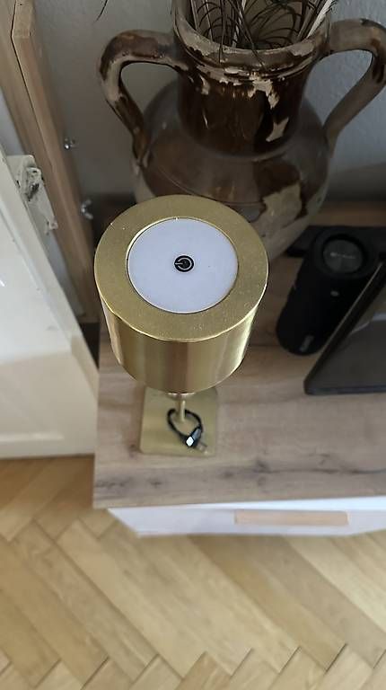 Lampade: Lampe USB C – Usato da Basel venduto da carolinavictoria 1