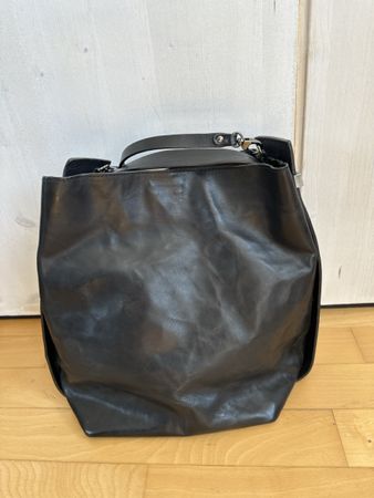 VIC MATIE - Handtasche Leder schwarz