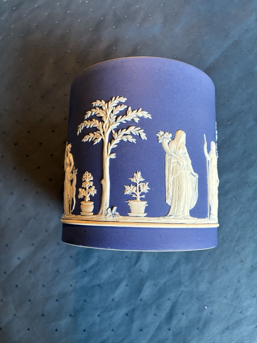 Vasi per fiori: Wedgwood - antiker Cachepot dunkelblau – Usato da Dornach venduto da Rosengarten 3