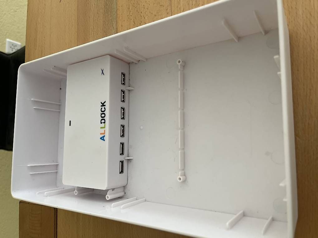 Caricabatterie: Alldock Classic Ladestation – Usato da Muri AG venduto da bobmol 3