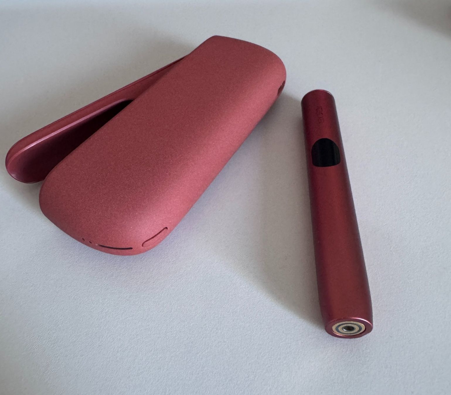 Iqos Altri Prodotti per fumatori: IQOS ILIMA i Kit, Charger & Holder – Usato da Bassersdorf venduto da Akasya 1