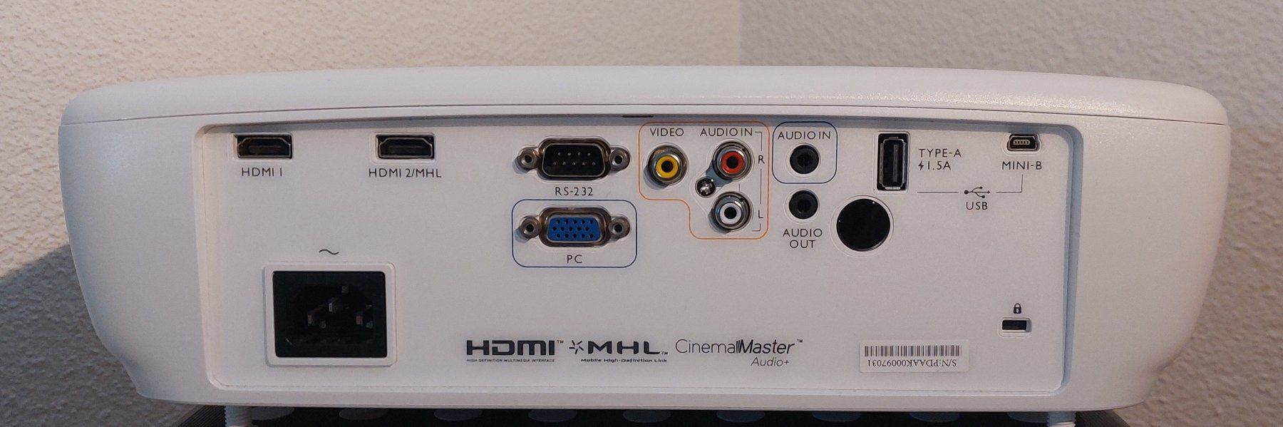 BenQ Proiettori: Full HD Beamer BenQ **hell & mit FUSSBALLMODUS*** – Usato da Bülach venduto da rai_jlr6 2
