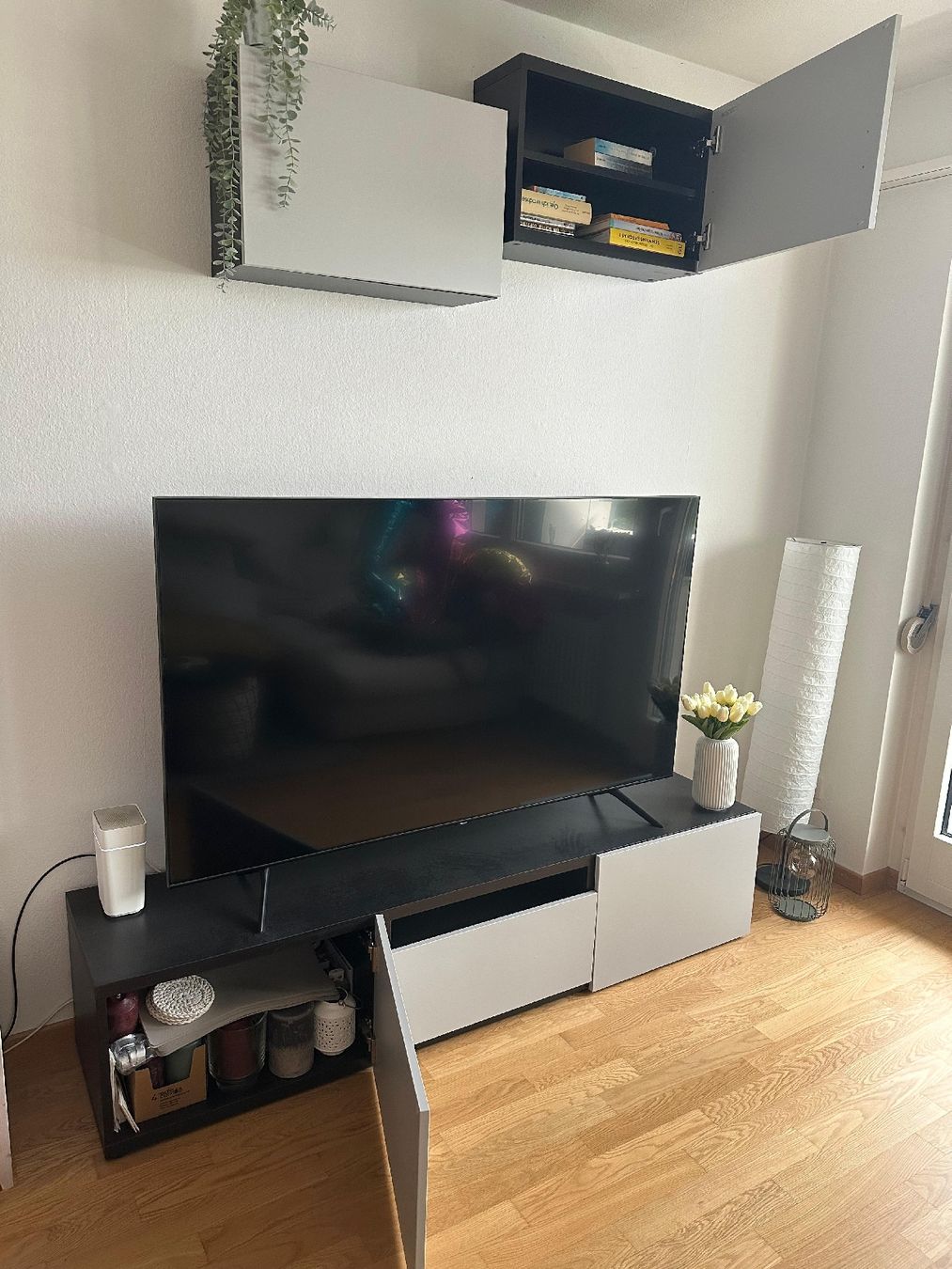 Meubles TV: Fernsehmöbel und 2 Wandregale – D'occasion à Dietikon par cel_vm8p 1