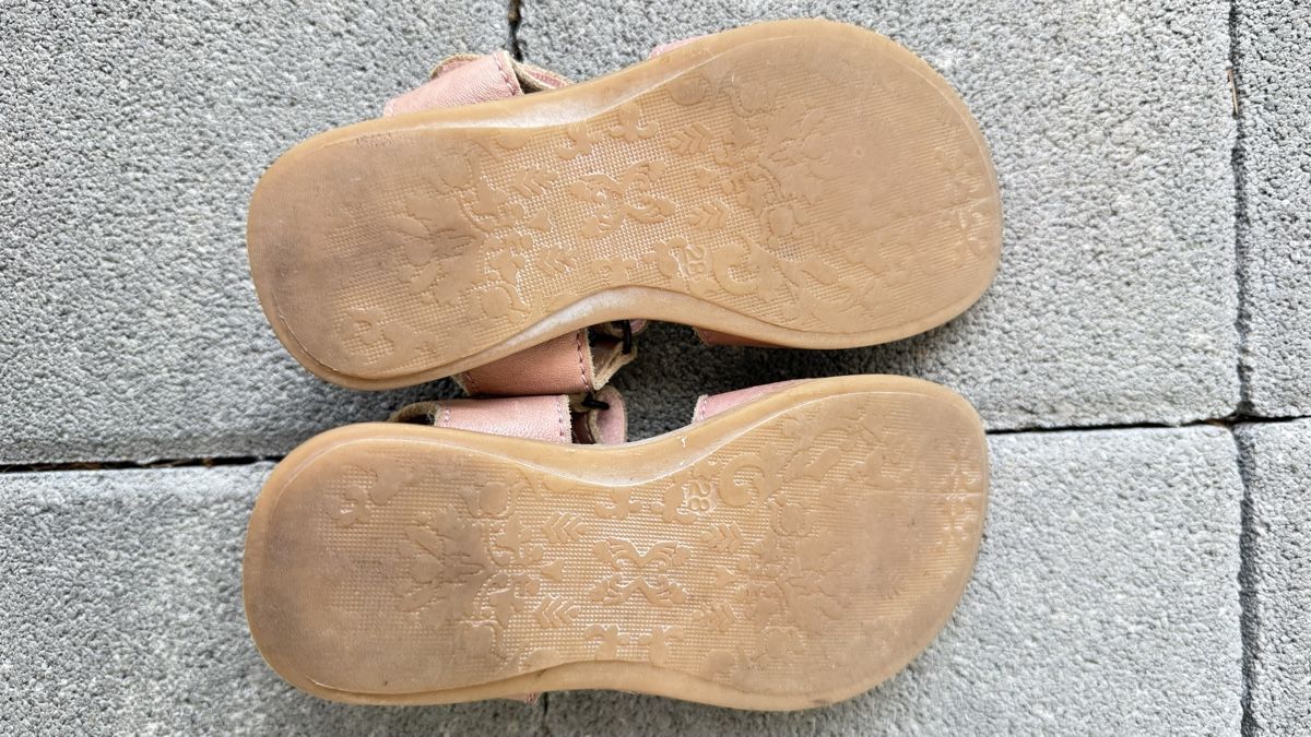 Ecco Schuhe für Mädchen: Sandalen von Ecco Grösse 23 – Gebraucht aus Udligenswil von Nova15 1