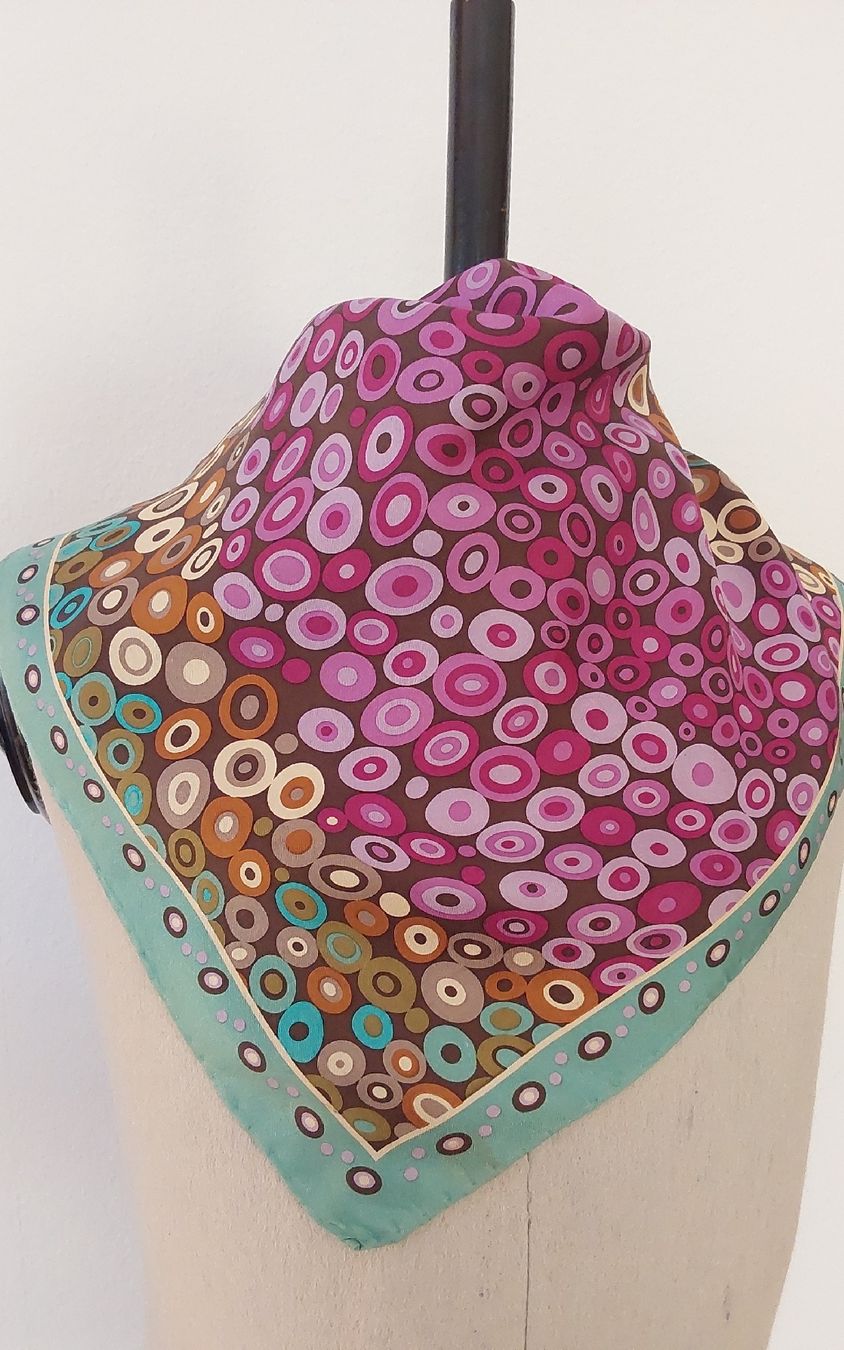 Codello Foulards, Tücher & Schals: Seidenfoulard quadratisch Codello  – Gebraucht aus Köniz von scopello12 1