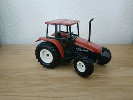 Siku Traktor New Holland L75  1:32