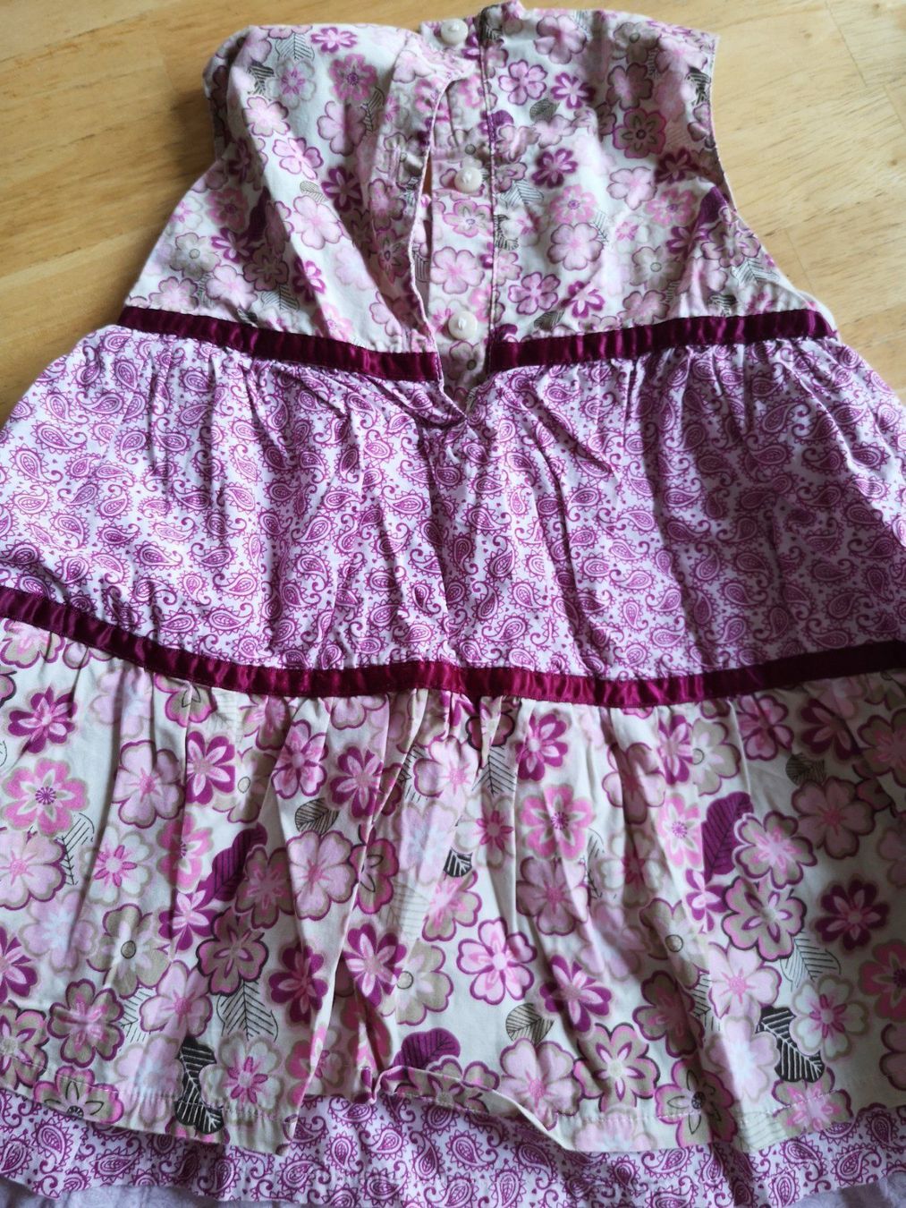 H&M Vestiti & Gonne: Sommerkleid mit Blumen / Robe fleurs 86 – Usato da Onex venduto da Genevois85 1