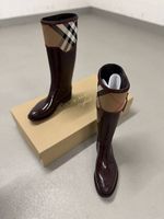 Burberry Gummistiefel in Bordeaux  Gr. 40