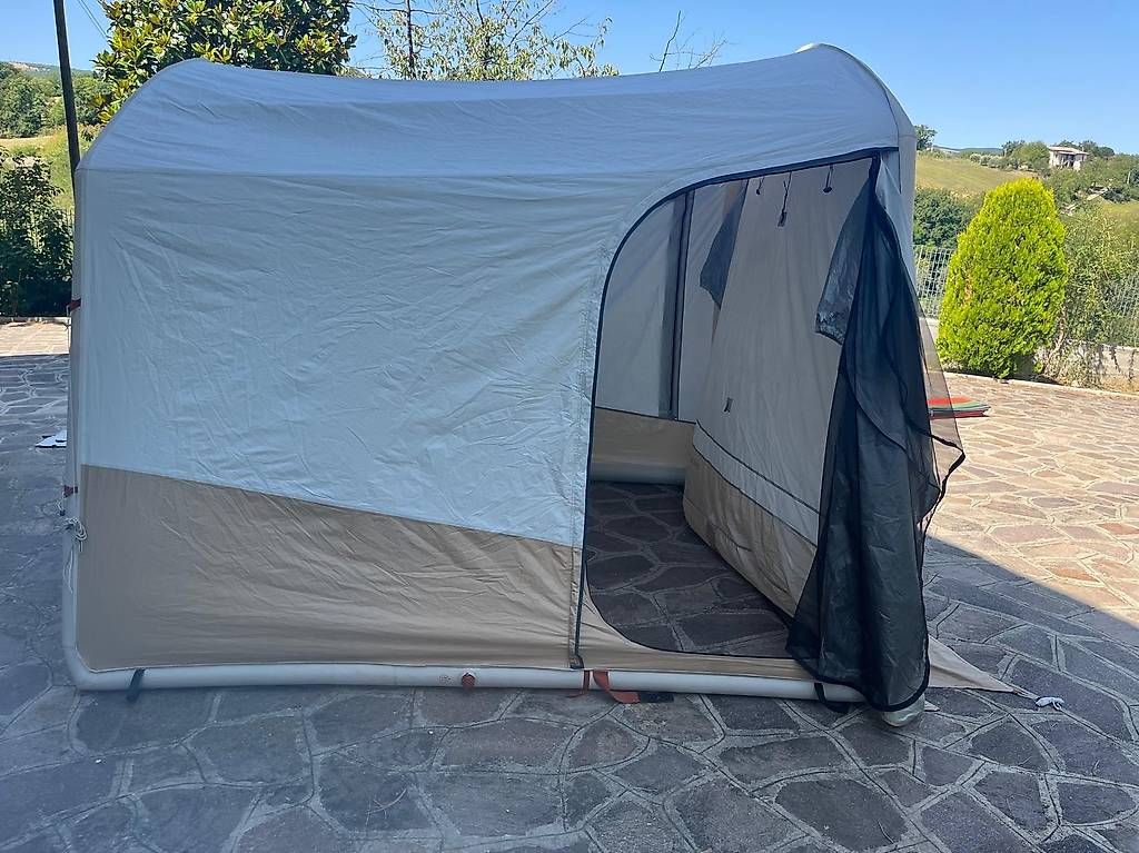 Decathlon Vorzelte & Markisen: Neuwertiges Quechua Zelt – Gebraucht aus Basel von Andreita86 1