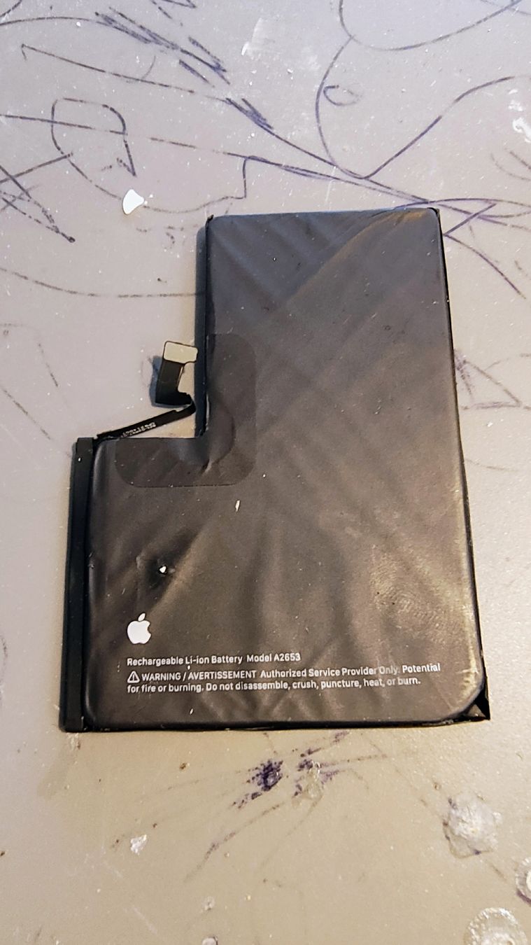 Apple Batterie: batterie iphone 13 pro max – Usato da Courroux venduto da cap_s8kw