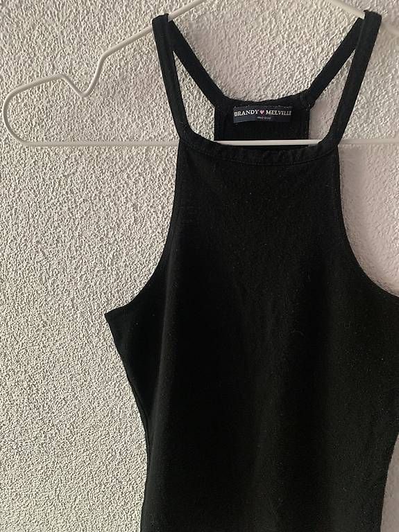 Tops: Brandy Melville Top Schwarz – D'occasion à Wahlen b. Laufen par Jeanine_T