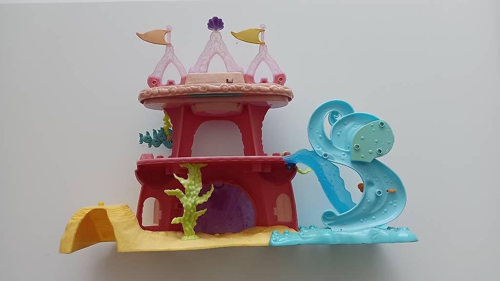 Giocattoli: Grand château : My little Pony  – Usato da Thônex venduto da dcas-1226 1