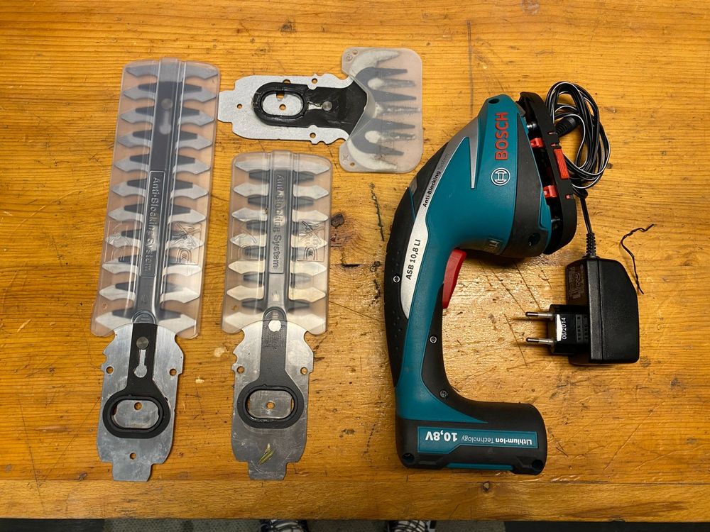 AkkuStrauchschere Bosch 10,8V Li Set Kaufen auf Ricardo