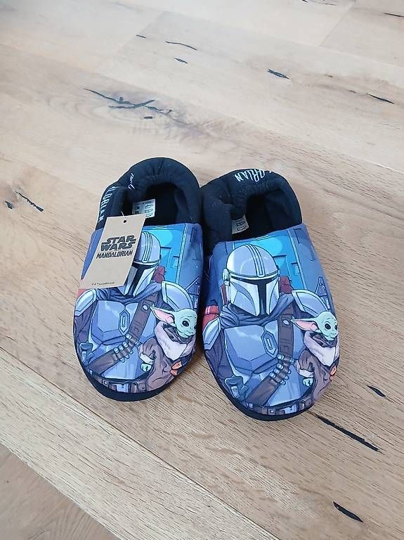 Schuhe für Jungen: Chaussons enfant p.38  – Gebraucht aus Bonnefontaine von cannabis01