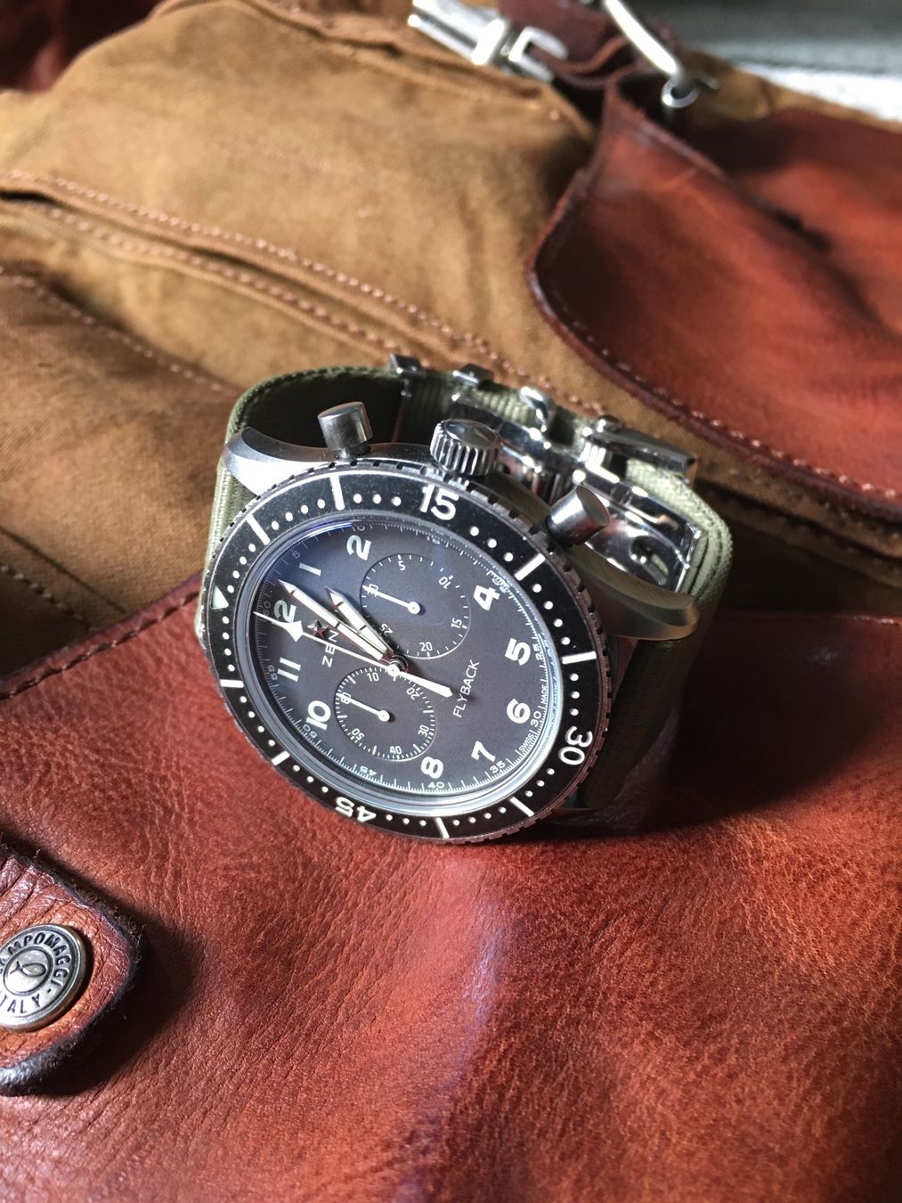 Zenith Orologi: Zenith Tipo CP2 Chronograph 43mm "Aged Steel" – Nuovo (secondo la descrizione) da Bern venduto da Oldeagle 2