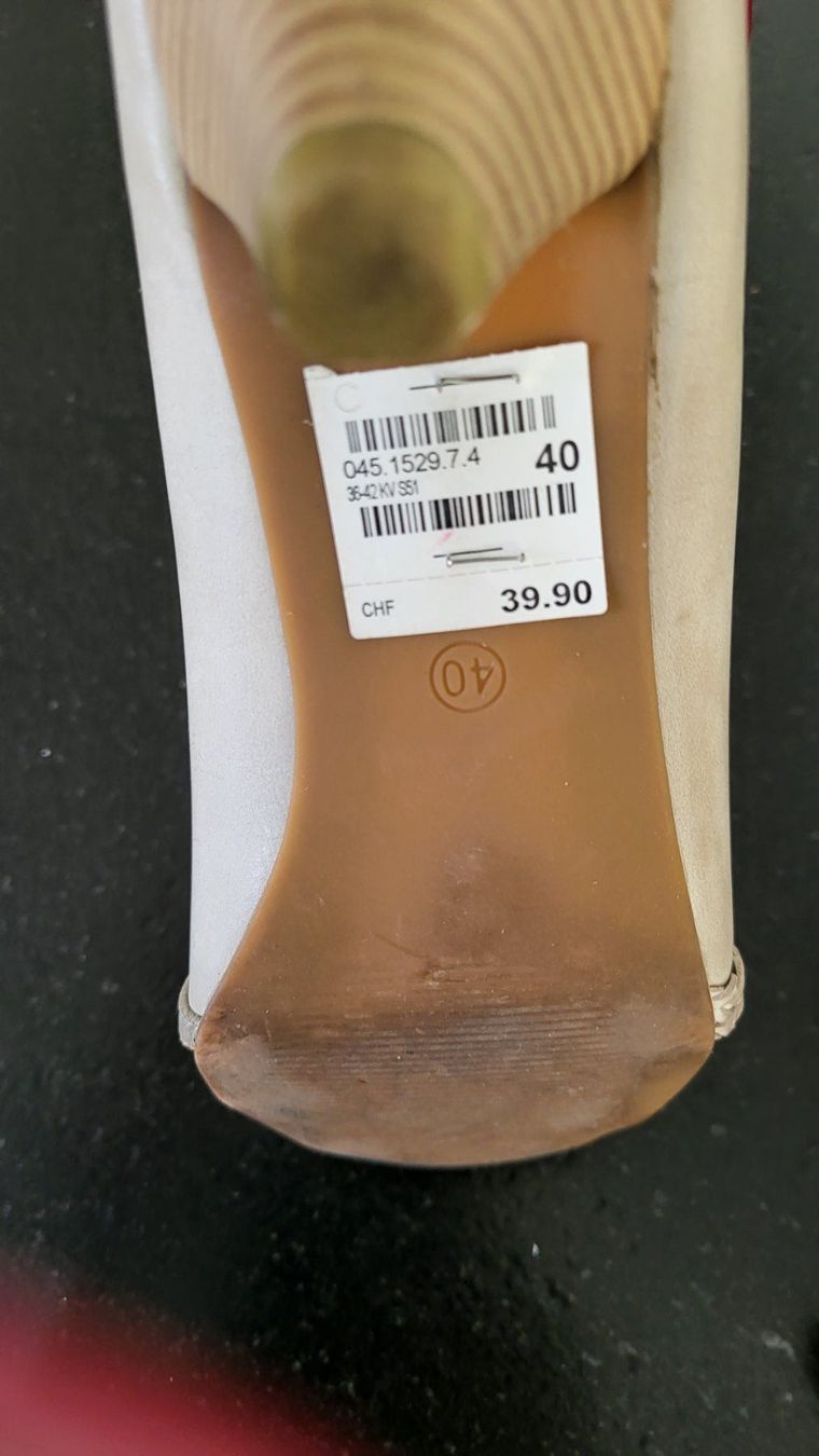 Damenschuhe: Schuhe Pumps – Gebraucht aus Trin Mulin von jerb 2
