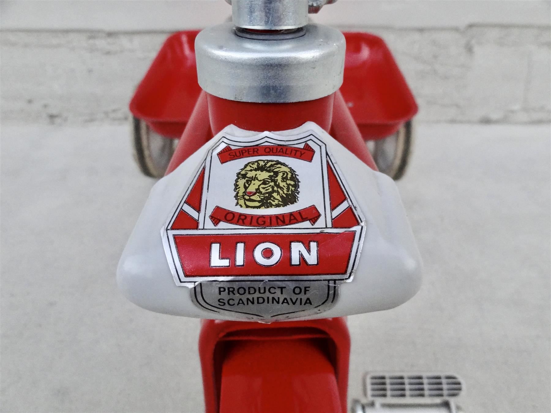 Winther Fahrzeuge für Kinder: vintage Dreirad mit Kippwanne LION – Gebraucht aus Kerzers von wisaundso 9