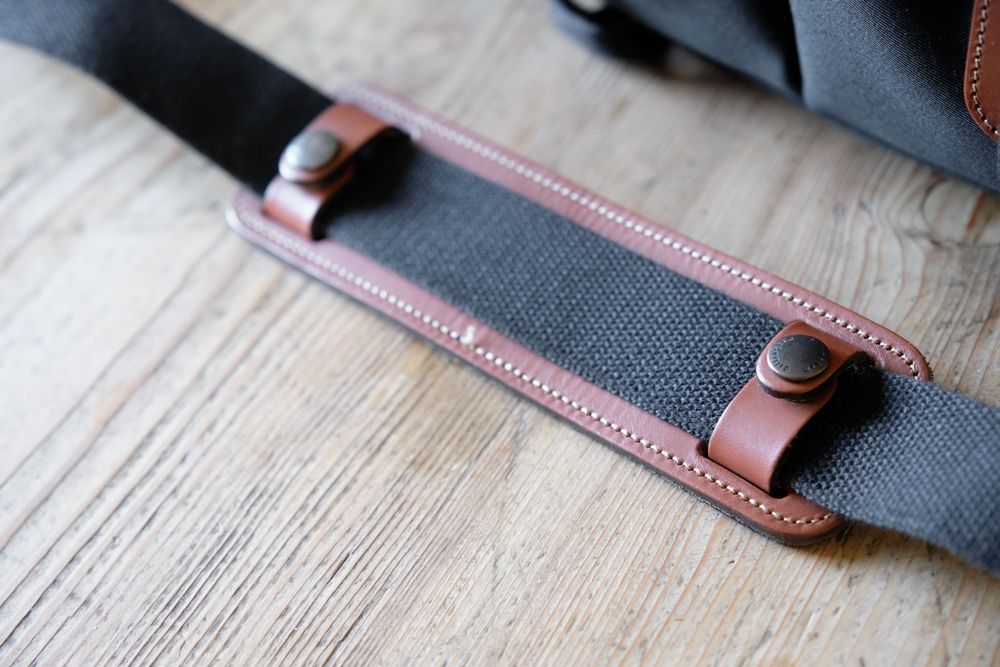 Billingham Bags Sacs: Billingham Fototasche – D'occasion à Grafenried par 3322 2