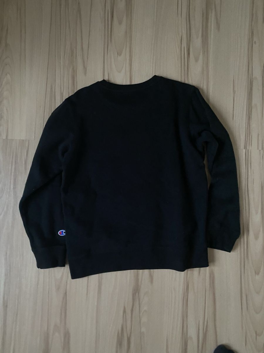 Maglioni & Felpe: SCHWARZES CHAMPION SWEATSHIRT SIZE L KINDERGRÖSSE – Usato da Arbon venduto da arminnnn 1