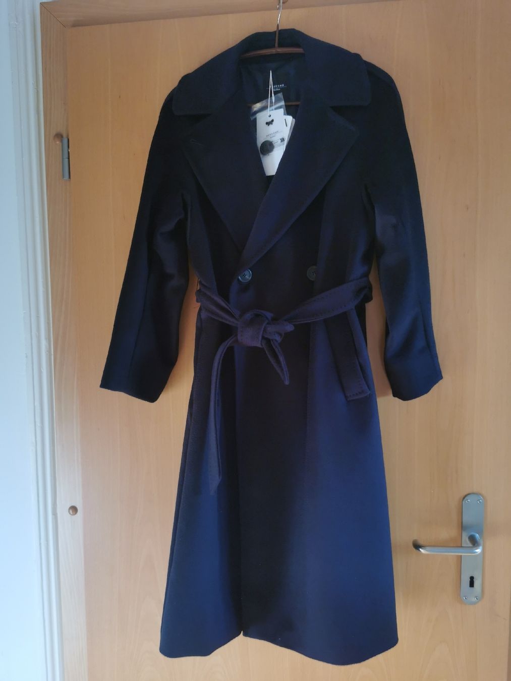 Max Mara Cappotti: WEEKEND Max Mara Wollmantel RESINA – Nuovo (secondo la descrizione) da Schaffhausen venduto da Ginsalabim 2